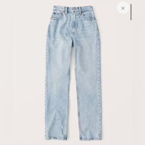 Abercrombie Jeans — Womens Curve love Ultra High Rise 90s Straight Jean NWOT